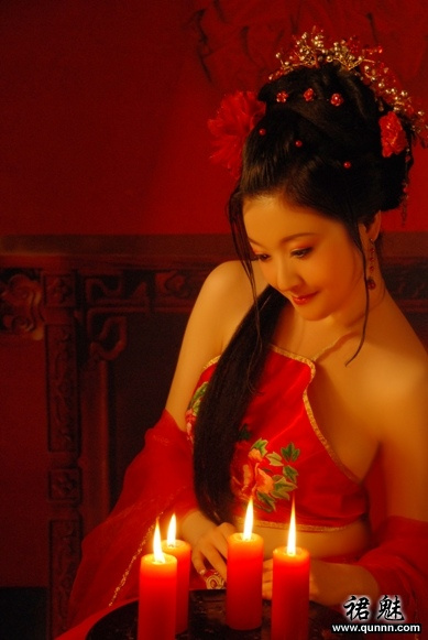 通房丫头怀孕子宫：通房丫头怎样侍寝图(3)(点击浏览下一张趣图)