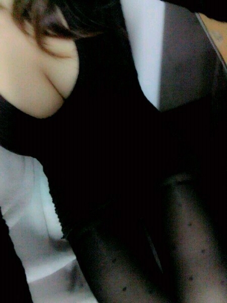 十二岁女生照片自拍：女生照片要真实素颜(7)(点击浏览下一张趣图)