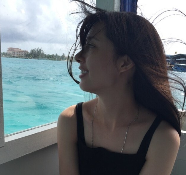 郭碧婷红内裤抢镜图片：郭碧婷被谁干过(7)(点击浏览下一张趣图)
