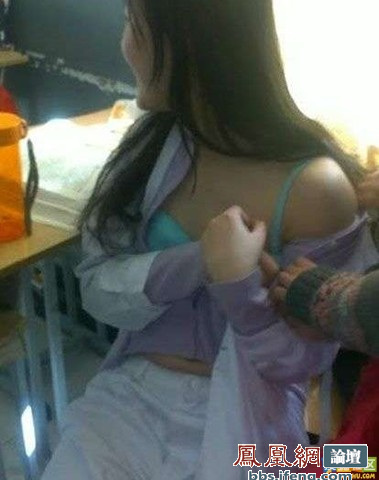 全宿舍女生沦陷：卫校女生的真实生活图片(3)(点击浏览下一张趣图)