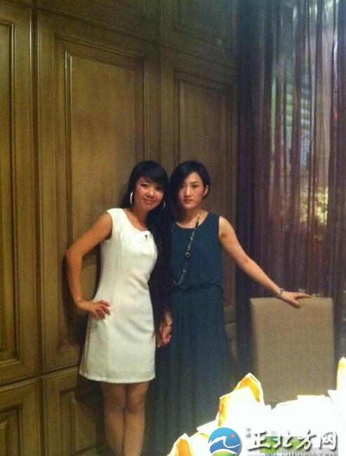 空姐被老板潜规视频图片：买房可以干售楼小姐(2)(点击浏览下一张趣图)