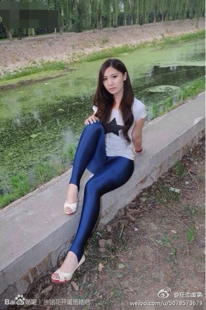 玩过的卖化妆品的熟女：卖服装的熟女图片欣赏(2)(点击浏览下一张趣图)