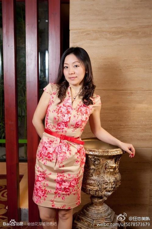 熟女吧大丝命图片：卖化妆品丝袜熟女(5)(点击浏览下一张趣图)