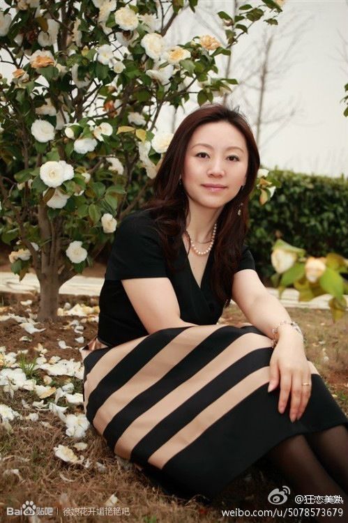 熟女吧大丝命图片：卖化妆品丝袜熟女(6)(点击浏览下一张趣图)