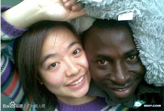 广州女被黑鬼搞死：广州黑人事件(4)(点击浏览下一张趣图)