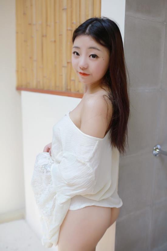 极品人体爽鲍看了必射：最美的极品处女鲍(点击浏览下一张趣图)