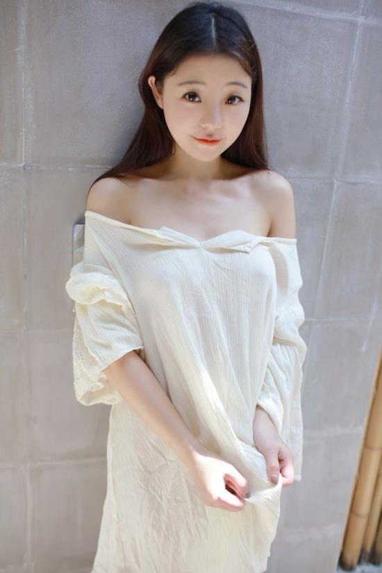 12岁女生照片可爱：漂亮可爱12岁女生图片(2)(点击浏览下一张趣图)