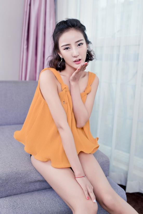 老板好脱学女生衣服：校长你好大，老师你舒服吗(2)(点击浏览下一张趣图)