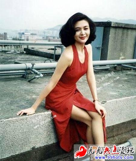 关之琳高尔夫球事件图片大全：刘銮雄为什么塞关之琳(6)(点击浏览下一张趣图)