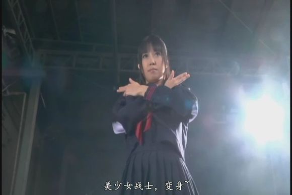 超级战队女战士洗澡图片：超级战队被虐的女战士(7)(点击浏览下一张趣图)