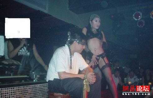 十指芊芊 顶上芭蕾服务:芊芊玉指是什么服务(5)(点击浏览下一张趣图)