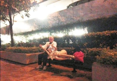 amy此前被爆出不雅视频：艾美琪amy不雅照(点击浏览下一张趣图)