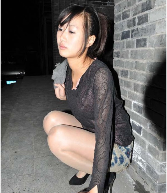 老婆喝醉图片：别人老婆的爆照，爆一下老婆照片(点击浏览下一张趣图)