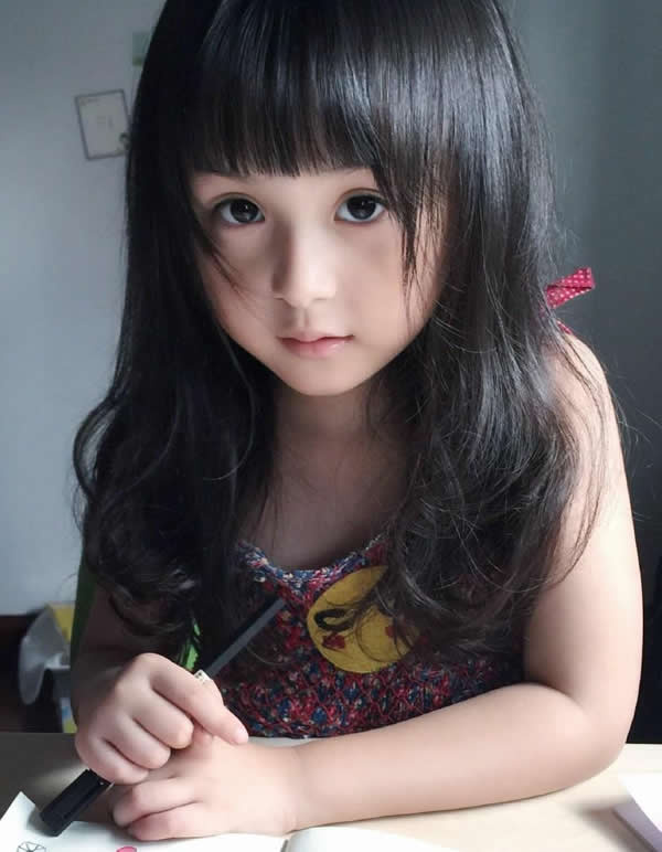 刘楚恬美美的照片(5)(点击浏览下一张趣图)