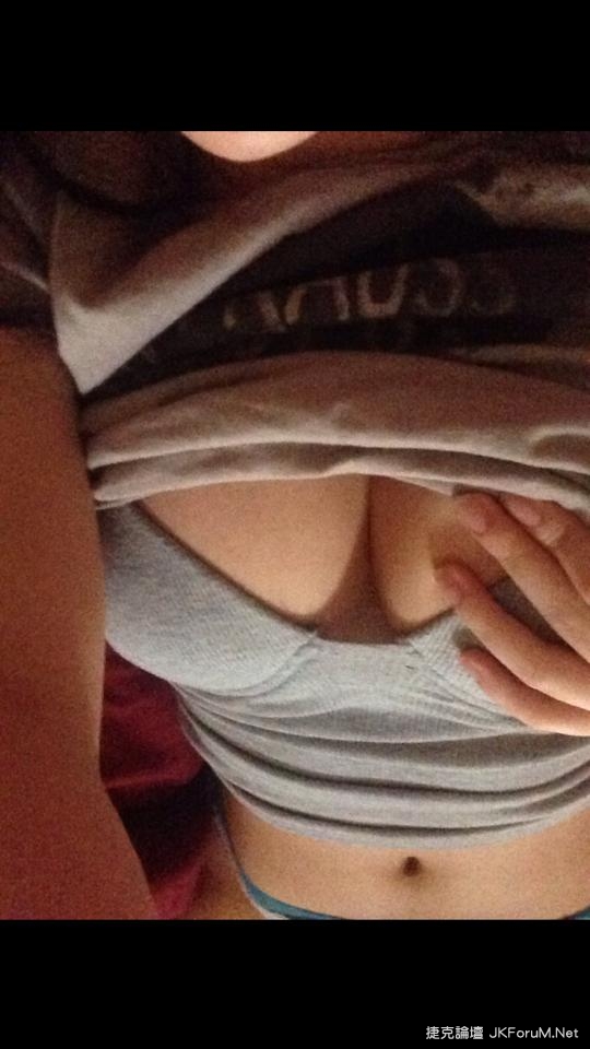 美女的胸部乳房图片：人体器官图分布图高清(4)(点击浏览下一张趣图)