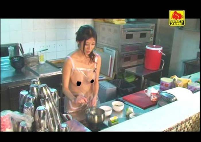 14的女孩棵身照片：14少女下面的图(6)(点击浏览下一张趣图)