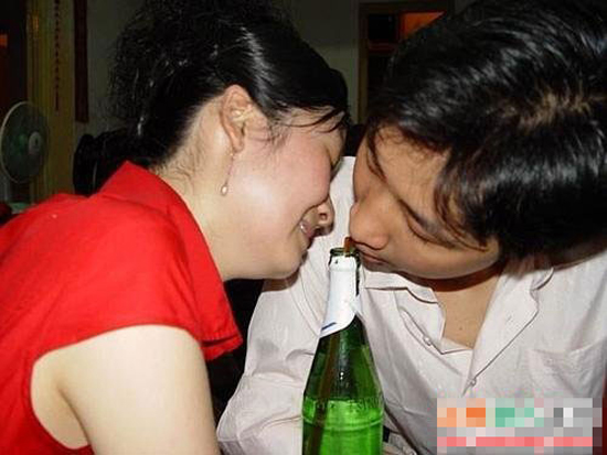 新婚之夜,入洞房不久：洞房花烛夜图片，新婚之夜我代替姐姐(4)(点击浏览下一张趣图)