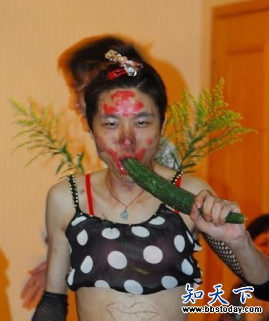 新婚之夜,入洞房不久：洞房花烛夜图片，新婚之夜我代替姐姐(9)(点击浏览下一张趣图)