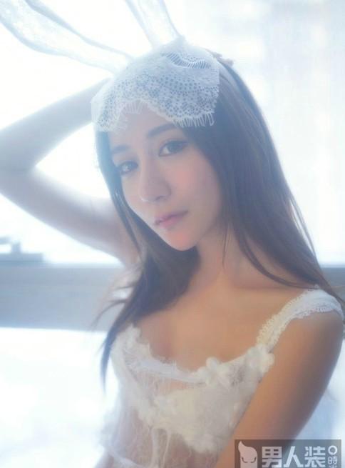 激情美女图片4493美女图片：性感睡衣美女图片4493(2)(点击浏览下一张趣图)