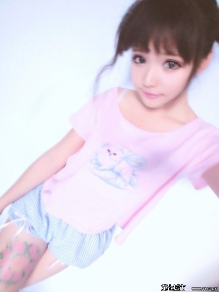 14岁小妞真嫩呀p：现在的00后都逆天了(4)(点击浏览下一张趣图)