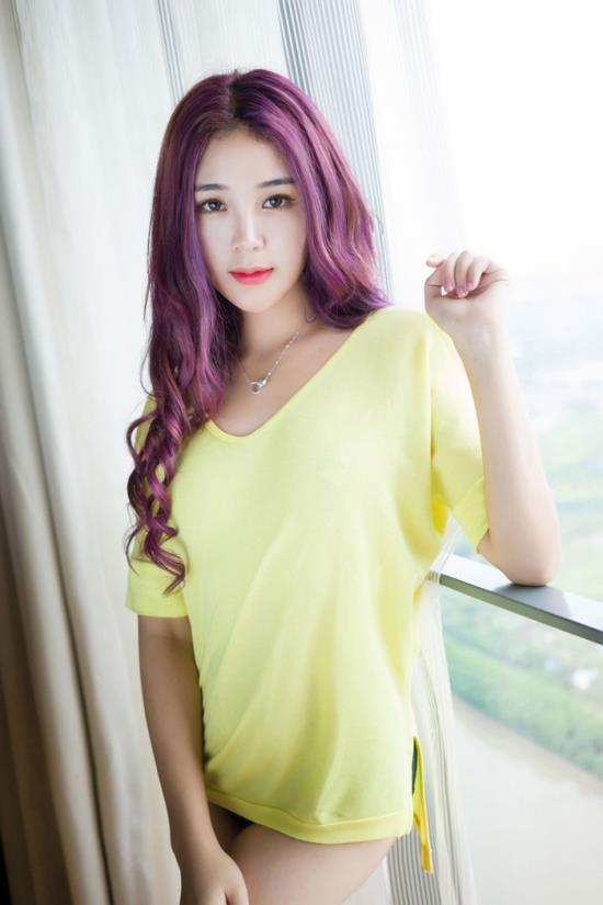 色春阁帮老婆除草p：色春阁12p娇妻(5)(点击浏览下一张趣图)