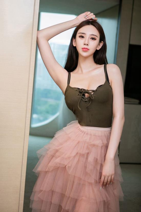 李昆张嫣全文阅读：李昆与李杰妈妈张嫣(点击浏览下一张趣图)
