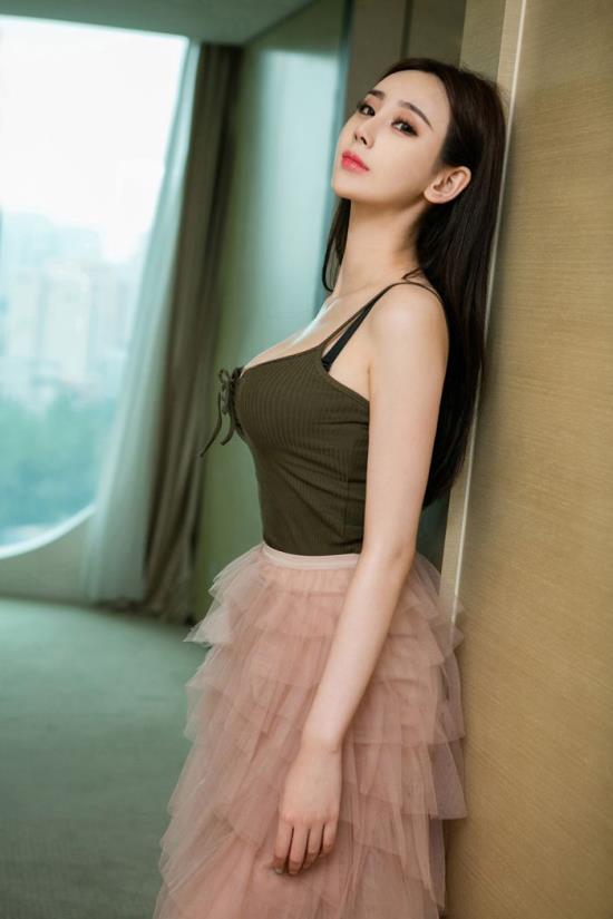父女乱小芳第三十三章：父女乱小芳全文目录(点击浏览下一张趣图)