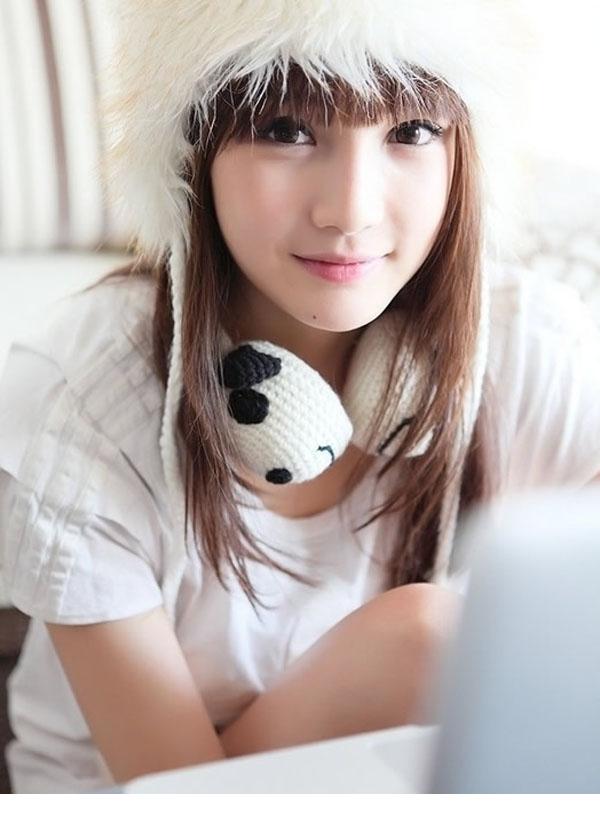 初中男生扯少女内衣图片：初中少女校服内衣(点击浏览下一张趣图)