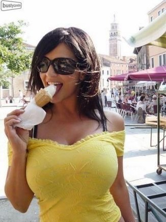 后射美女粉嫩完：白俄罗斯美女卢布(点击浏览下一张趣图)