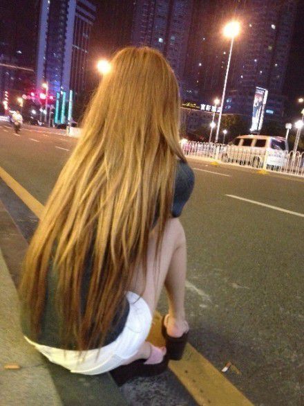 女人不能太懂事图片(2)(点击浏览下一张趣图)