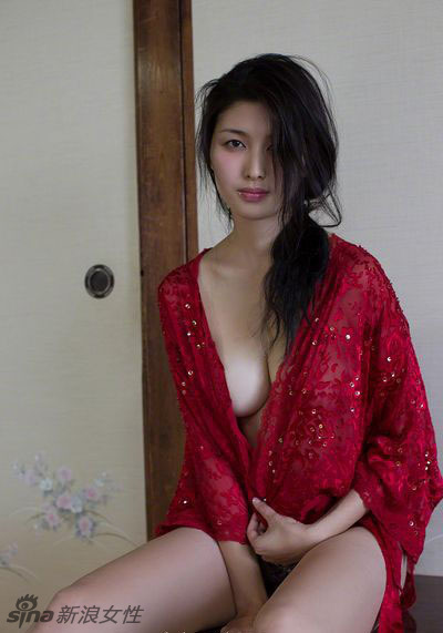 她死去活来12p：熟女多汁14p(2)(点击浏览下一张趣图)