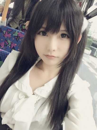 美少女借cos照卖不雅照：美女coser黑暗照网盘，呆呆coser全套种子(2)(点击浏览下一张趣图)