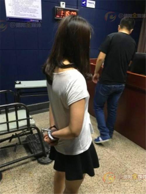 95后女主播雪梨枪图片：雪梨枪在线播放秒拍(5)(点击浏览下一张趣图)