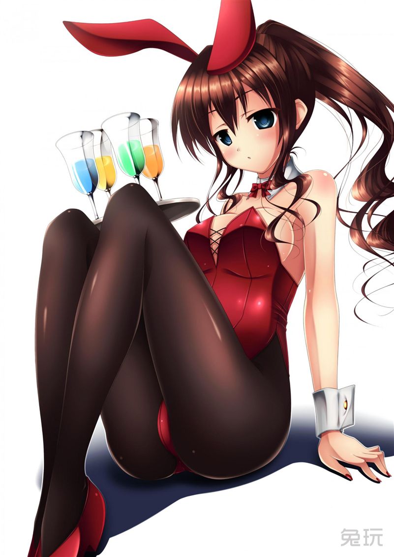 二次元美女左爱图：二次元足袜控图片(点击浏览下一张趣图)