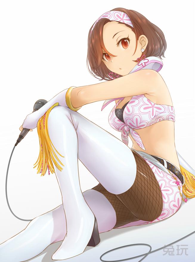 二次元美女左爱图：二次元足袜控图片(5)(点击浏览下一张趣图)