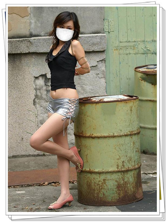 手机自拍视频上传视频：rosi口罩系列合集(7)(点击浏览下一张趣图)