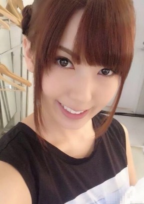 波多野结衣爆乳性感图片：波多野结衣生活照(8)(点击浏览下一张趣图)