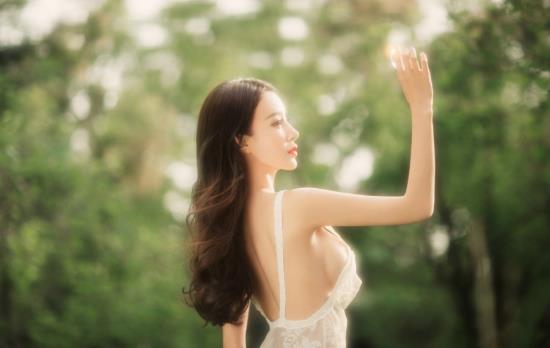 我 在洗澡中我妹妹进来：公交车上被那个了(5)(点击浏览下一张趣图)