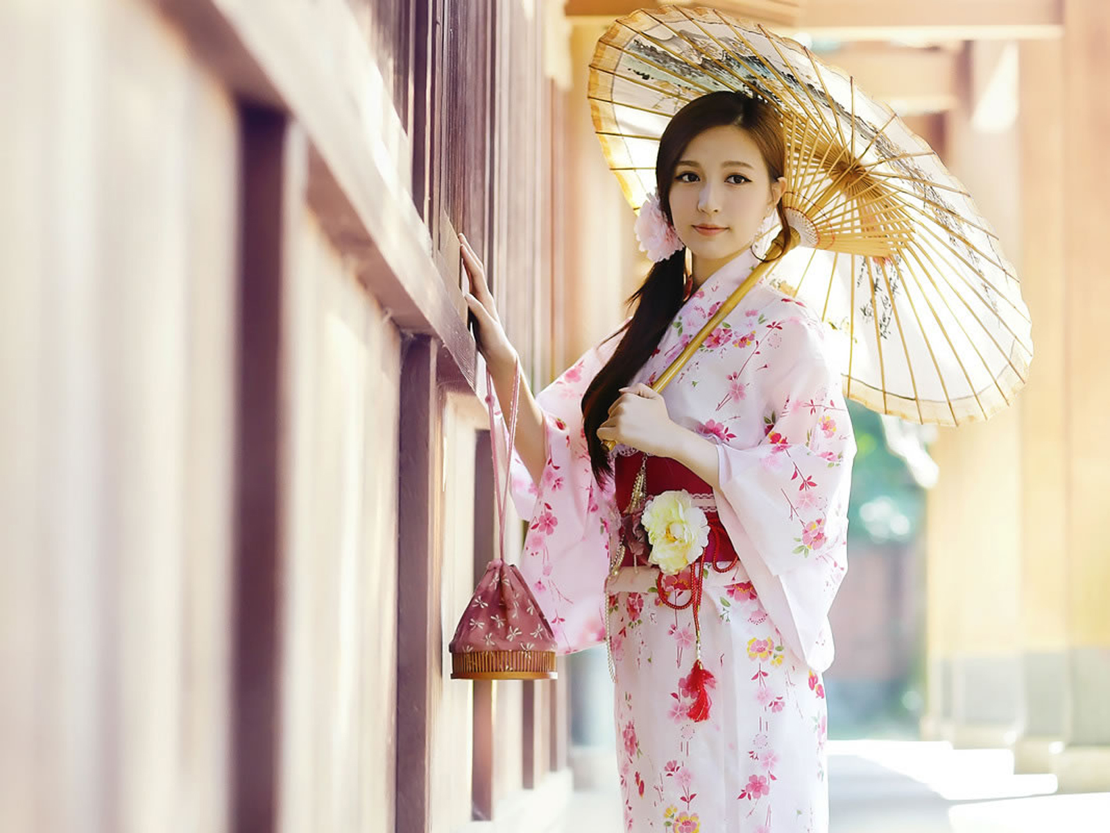 日本女人怎样服侍丈夫图解：结婚晚上怎样伺候老公(6)(点击浏览下一张趣图)