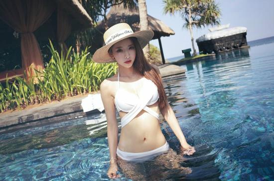 轮流灌满花液调教：灌满白浊粗暴前后夹击(3)(点击浏览下一张趣图)