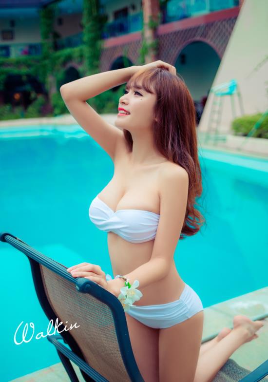 初二男孩和妈妈一起睡：男生和妈妈一起洗澡图(2)(点击浏览下一张趣图)