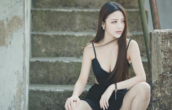 嫁老外的下场 来例假：我是女生找人舔下面(2)(点击浏览下一张趣图)