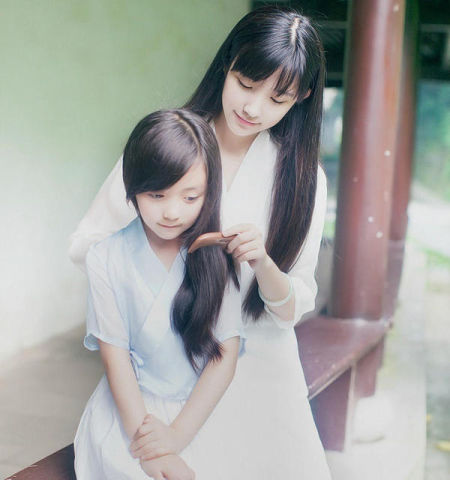 少女外道：连衣裙怎么上厕所(4)(点击浏览下一张趣图)