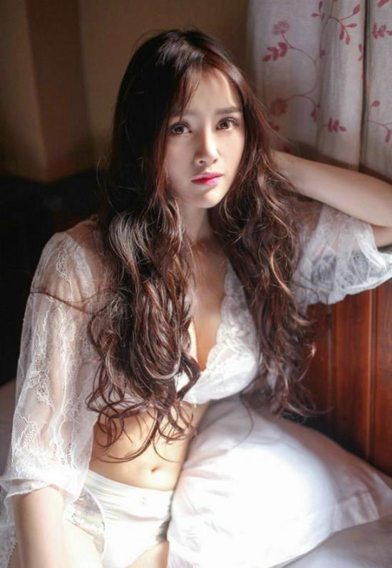 你好湿呀!小妖精:小妖精吸朕的,宝贝真紧真湿,干爹(2)(点击浏览下一张趣图)