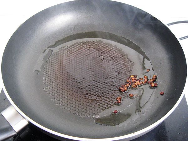 保持年轻  远离八种加速衰老的食物(4)(点击浏览下一张趣图)