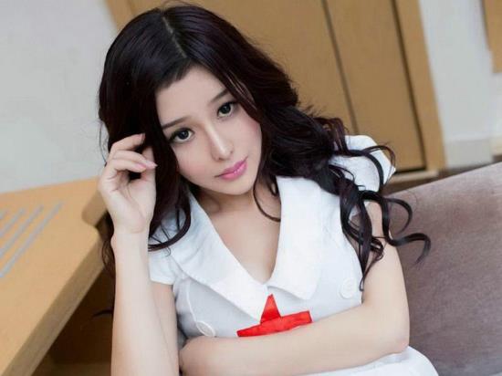 为老公事业献身黑人：陪客户搞自己的老婆(3)(点击浏览下一张趣图)