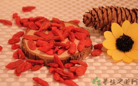 枸杞注意事项 哪些人不能吃枸杞(2)(点击浏览下一张趣图)
