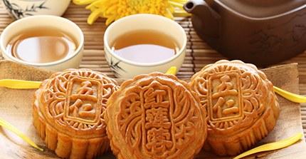 中秋将至 吃月饼要注意什么(点击浏览下一张趣图)