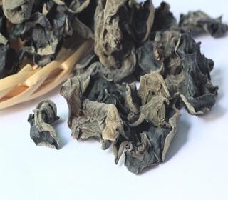食物搭配禁忌 萝卜木耳得皮炎(4)(点击浏览下一张趣图)
