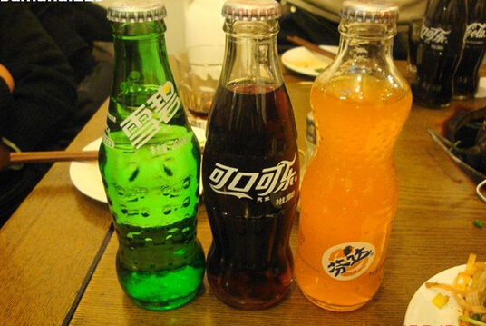 胃病高发季:吃这9种食物最伤胃!(2)(点击浏览下一张趣图)